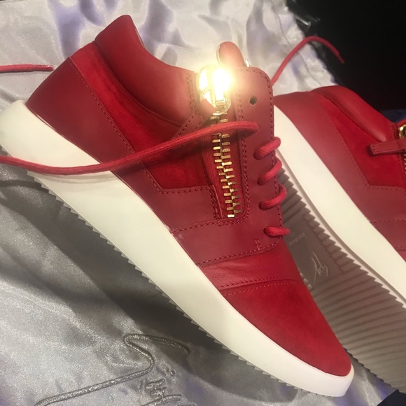 Authentic Giuseppe Zanotti size 37.5 - Picture 5 of 7